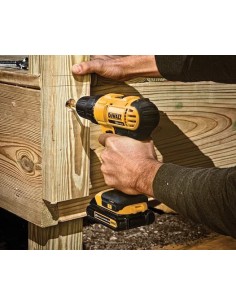 DEWALT TALADRO ATORNILLADOR XR 18V LI-ION 1,5AH DCD771S2-QW 2
