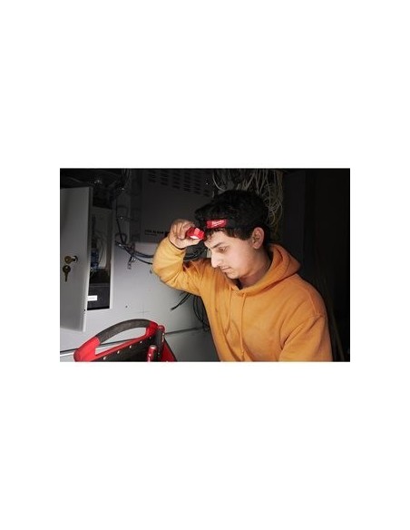 MILWAUKEE LINTERNA FRONTAL A PILAS HL2-LED